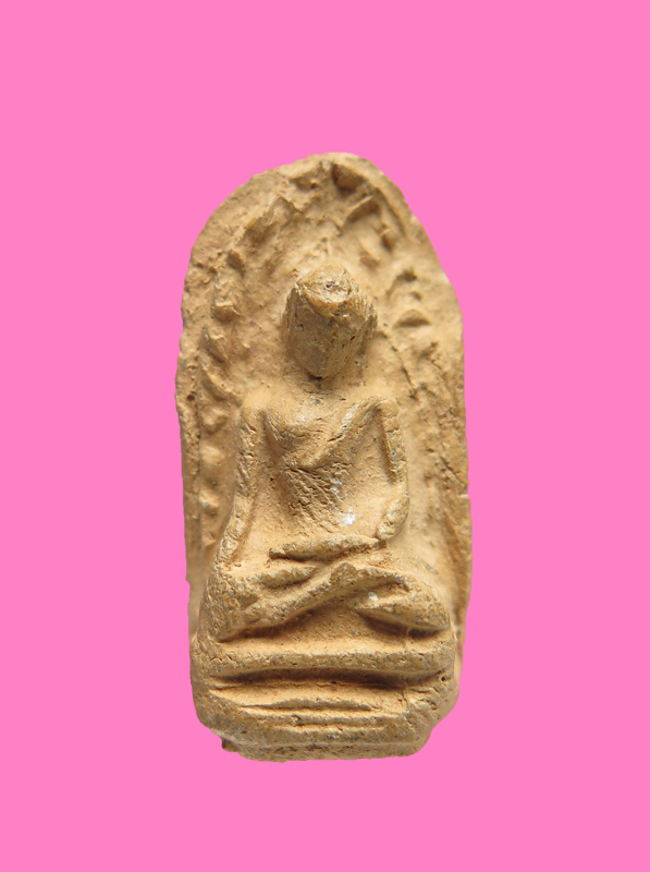 พระรอด 1200 ปี วัดมหาวัน ปี 28 องค์ที่ 5