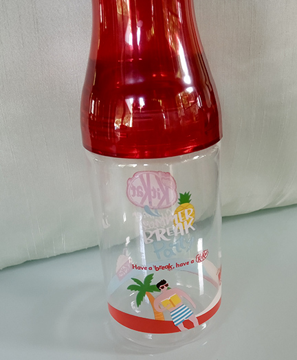 KITKAT ขวดน้ำอเนกประสงค์ 2in1 แยกท่อนบนเป็นแก้วน้ำได้