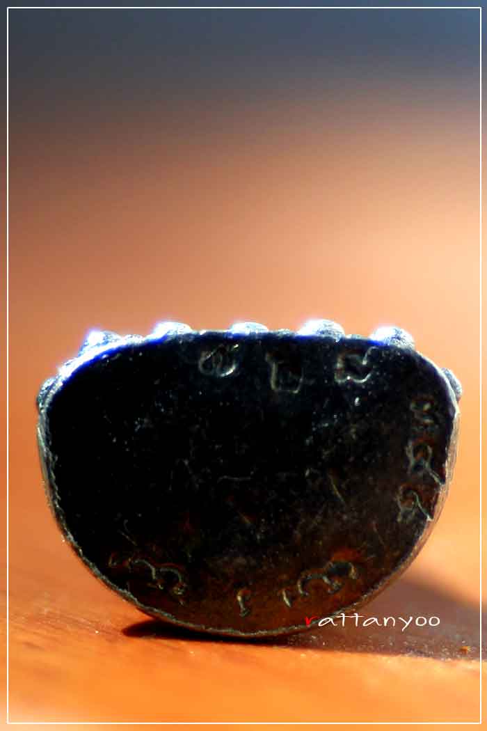 หลวงพ่อคูณ พระกริ่ง แช่น้ำมนต์ หมายเลข 345 เนื้อเงิน + บัตร 