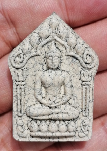 ขุนแผนพรายกุมาร หลังตระกรุดเงิน(ผสมมวลสารปู่ทิม)หลวงพ่อคูณ วัดบ้านไร่ ปี 2557 เคาะเดียว (2)    