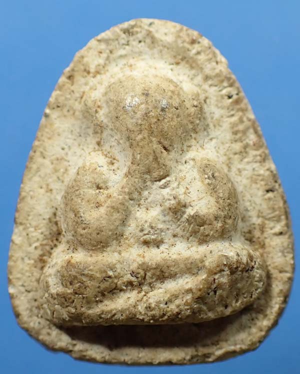 ขายขาดทุน!!!พระปิดตาหลวงปู่เฮี้ยง วัดป่าฯ พ.ศ.๒๕๐๘ พิมพ์ปีกกว้างหลังแบบ+บัตรรับรองพระแท้*28