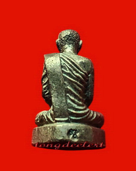 รูปหล่อสมเด็จพระญาณสังวร ที่ระลึกสร้างตึกโรงพยาบาลพหลฯ เนื้อนวโลหะ สวยมากค่ะ