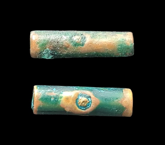 เคาะแรกแดง..ตะกรุดสาริกาแช่น้ำมันไก่กุก ๔๕..รวม ๒ ดอก...ล.พ.ดำ วัดเขาพูลทอง จันทบุรี / ล.ป.หมุน เสก 