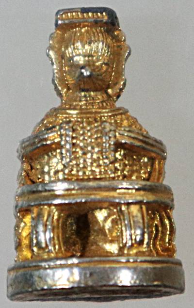 รูปหล่อเจ้าแม่ลิ้มกอเนียว