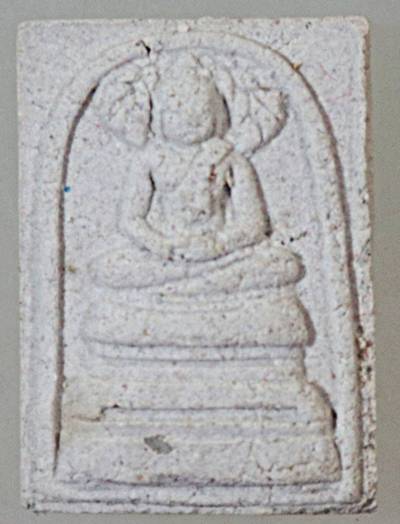 พระพุทธวิสุทธิเทพ สร้างศูนย์วิปัสสนากรรมฐานยุวพุทธฯ ปี 35 บรรจุพระบรมสารีริกธาตุ พิมพ์เล็ก