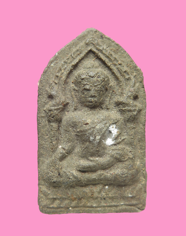 พระพุทธ ใบเสมา เนื้อผงผสมว่าน เก่า