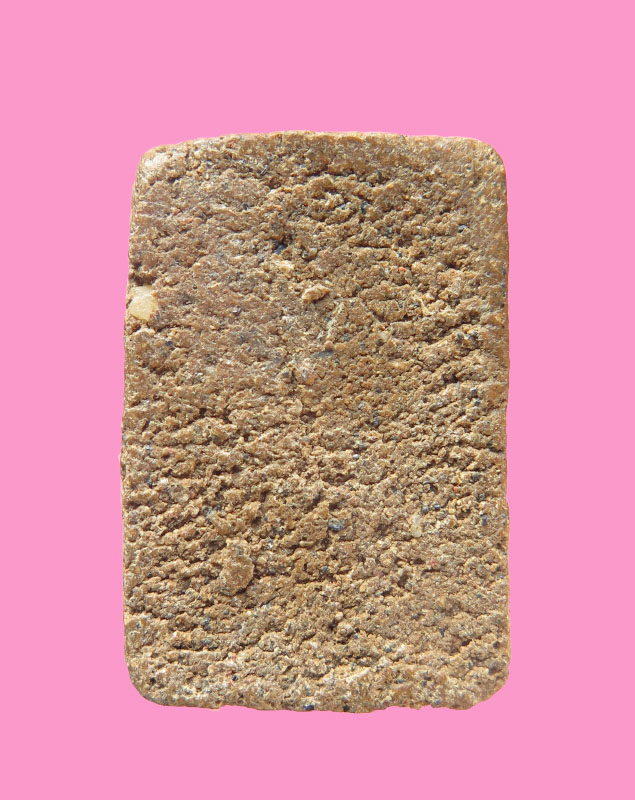 พระพุทธมีเส้นประภามณฑล เนื้อเข้มข้น