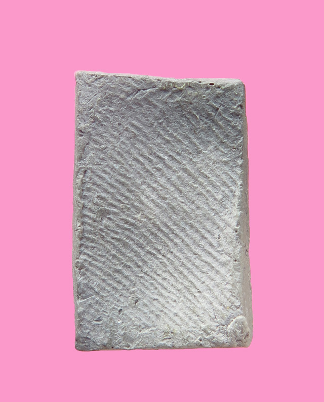 นางกวัก เนื้อดินสีผ่าน