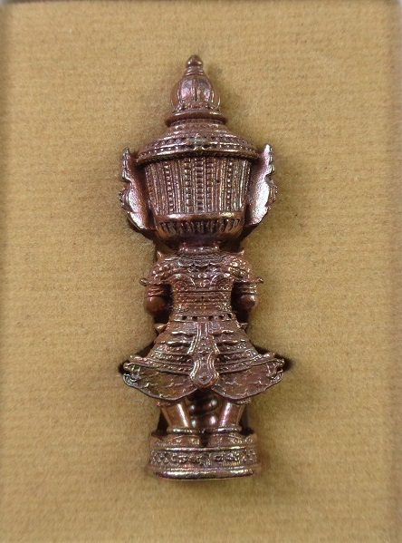 รูปหล่อท้าวเวสสุวรรณ รุ่น ปกปักรักษา หลวงพ่อเดช วัดสังฆมงคล จ.นครสวรรค์ เนื้อสำริดเดช สวยครับ