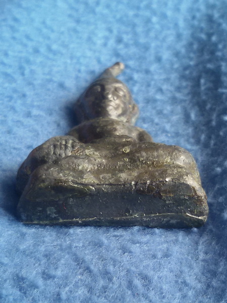 พระท่ากระดาน วัดทุ่งทอง จ. กาญจนบุรี หลังยันต์ พิมพ์ใหญ่