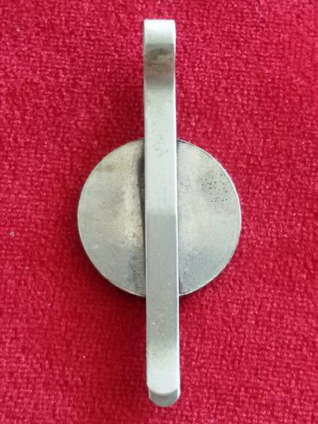 แหนบพระครูภัทรกิจประยุต วัดแหลมฉบัง จ. ชลบุรี