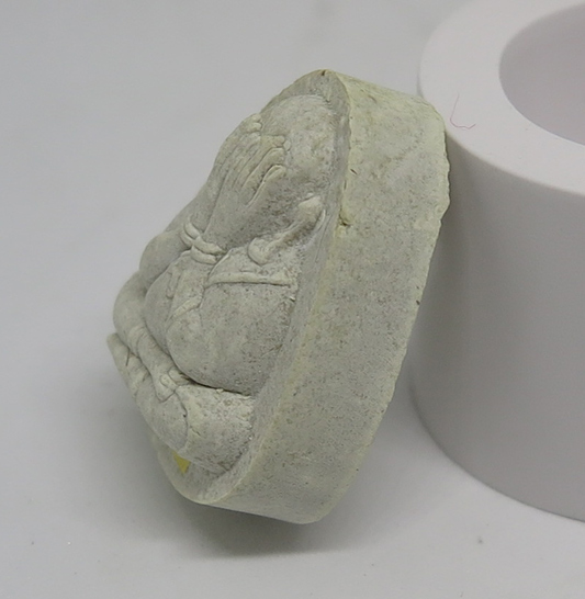 N พระปิดตาเงินล้าน หลวงพ่ออุ้น วัดตาลกง สวยๆ พร้อมกล่องเดิม องค์นี้เลขเรียง7899