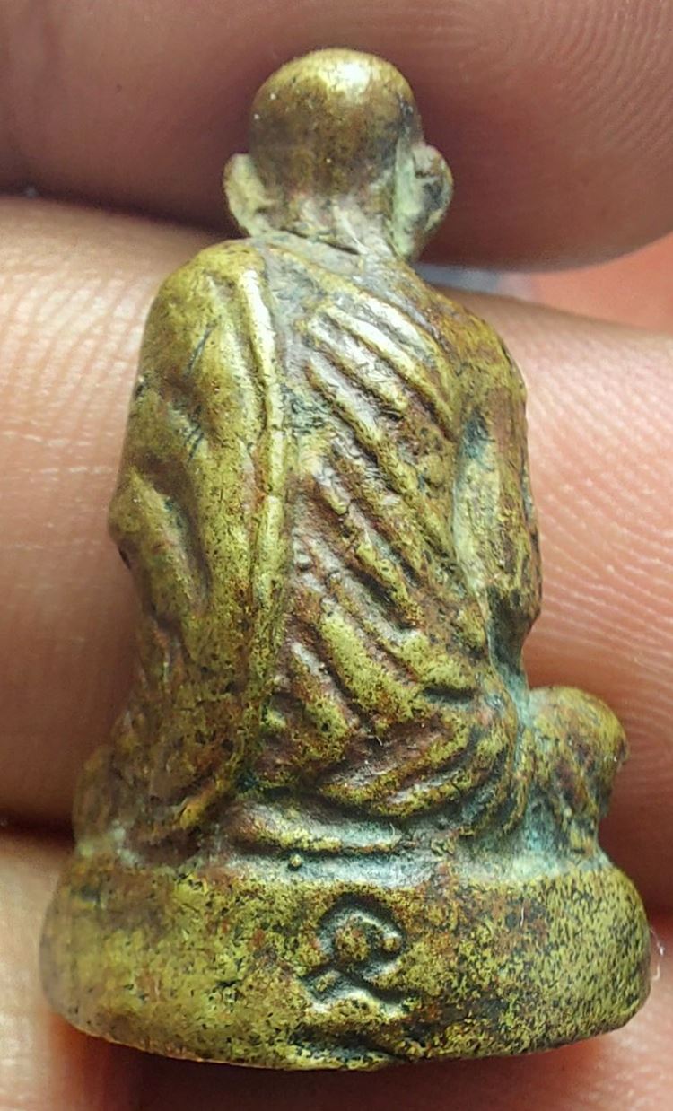 รูปหล่อหลวงพ่อเคลือบวัดหนองกระดี่ จ.อุทัยธานี