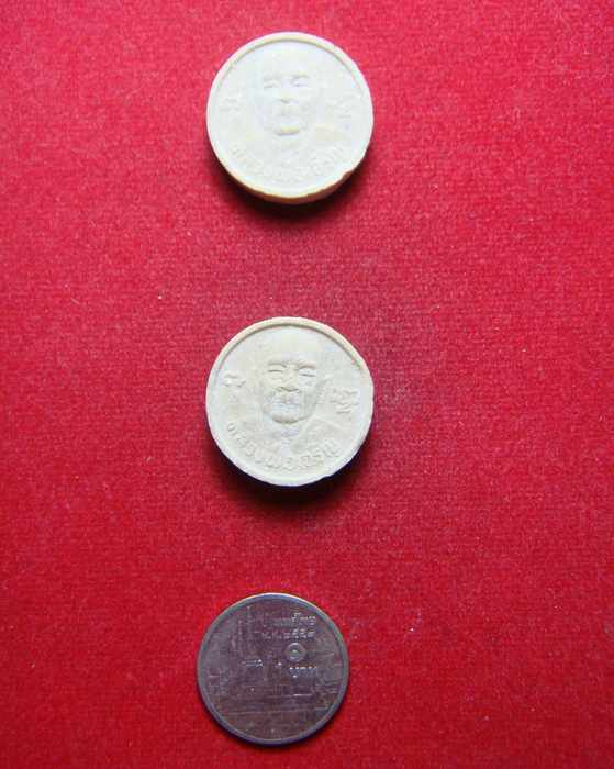 พระผง หลวงพ่อเจริญ ปภาโส วัดหนองนา (วัดธัญญวารี) อ.ดอนเจดีย์ จ.สุพรรณบุรี (2 องค์) 