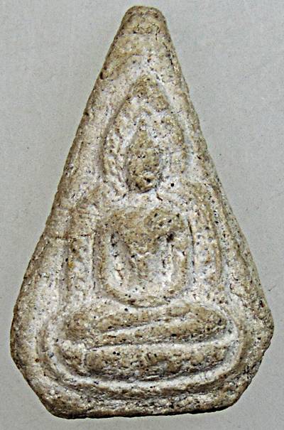 พระพุทธชินราช พิมพ์กลีบบัว เนื้อผงเมตตา หลวงพ่อเงิน วัดดอนยายหอม จ.นครปฐม ปี พ.ศ.๒๕๑๒ ร้างจากเนื้อผง