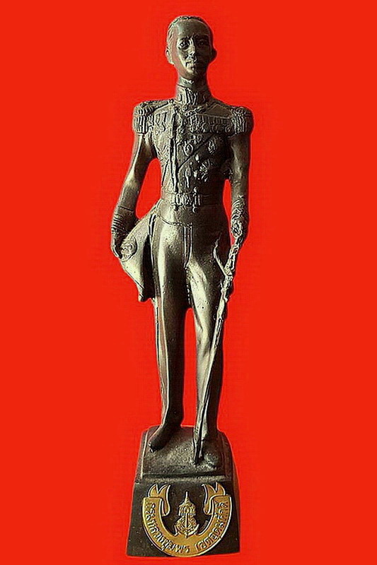 รูปหล่อบูชากรมหลวงชุมพรเขตอุดมศักดิ์ สูง 13 นิ้ว สวยมากค่ะ