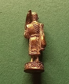 รูปหล่อธุดงค์หลวงพ่อยงยุทธวัดเขาไม้แดงชลบุรี