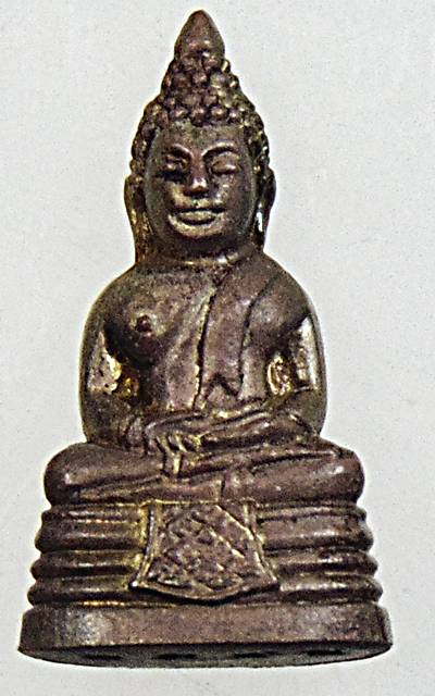 รูปหล่อหลวงพ่อโสธร