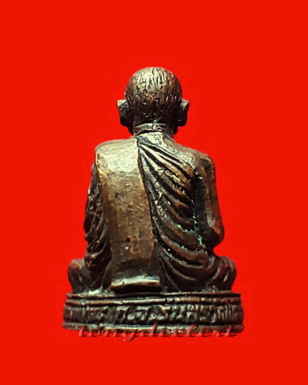 รูปหล่ออุดกริ่งหลวงพ่อทวน วัดหนองพังตรุ จ.กาญจนบุรี รุ่นสร้างโบสถ์ ปี 2538 ค่ะ