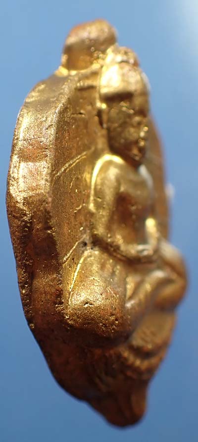 ตัวท็อป!!!พระโพธิจักร พิมพ์ใหญ่ ทาทอง ลพ.ลี+บัตรรับรองพระแท้(2ใบ)*107