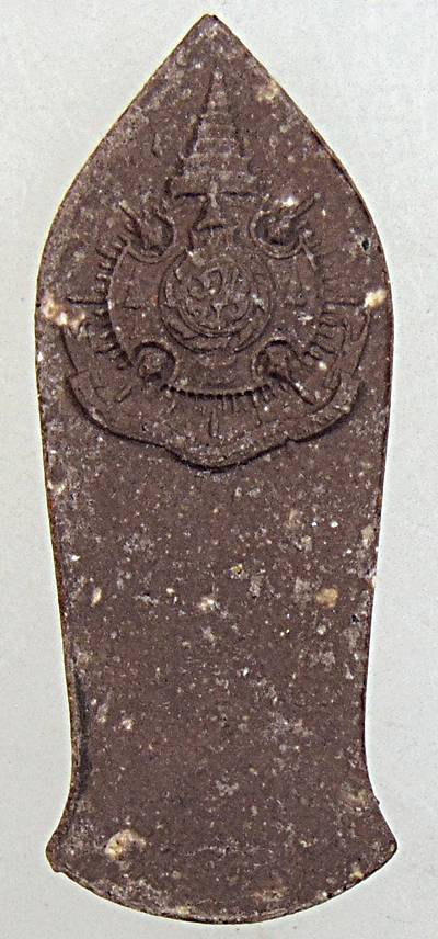 พระพุทธนราวันตบพิธ ปี 2542 บรรจุมวลสารพระเกศาของในหลวง พระจีวร และ ผงจิตรลดา