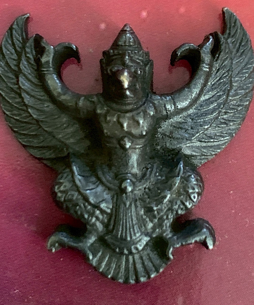 พญาครุฑ หลวงพ่อเส็ง วัดบางนา รุ่นแรก ปี 2522 สวยงามครับ