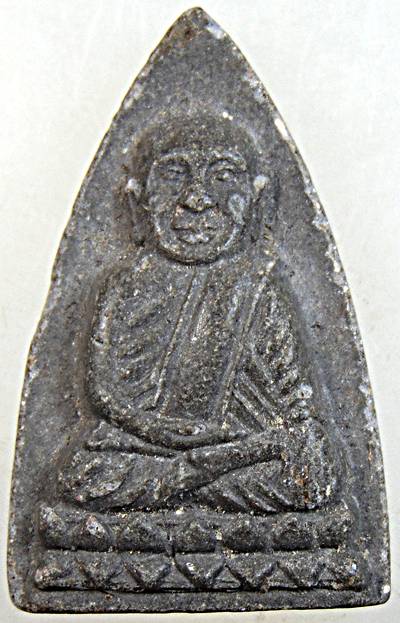 หลวงปู่ทวดหลังรูปเหมือนท่านเจ้าคุณนร เนื้อผง