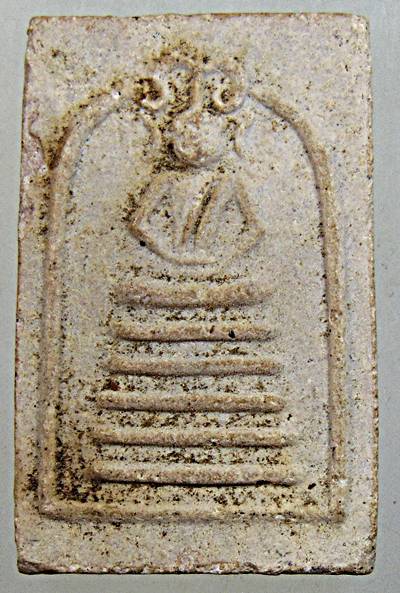 พระสมเด็จวัดเฉลิมพระเกียรติ ปี ๓๘ ผสมเนื้อผงกรุเก่า พิธีใหญ่