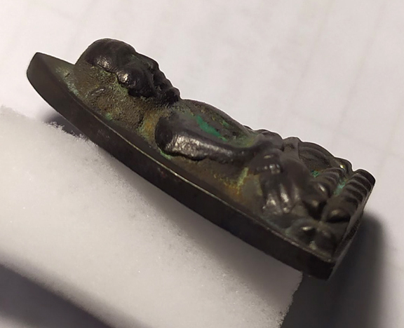 N หลวงปู่ทวด พิมพ์หลังเตารีดใหญ่ อ.ทอง วัดสำเภาเชย รุ่นพิทักษ์แผ่นดิน เนื้อเมฆพัตร์ ปี ๒๕๕๑