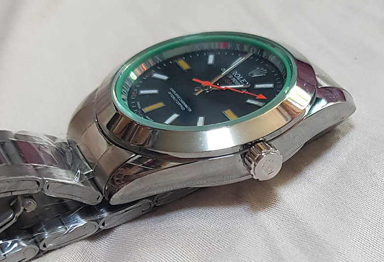 นาฬิกา rolex milgauss ของใหม่ มือ 1 ซีลหุ้มสายยังไม่ได้แกะเลย ขอบเขียว เหนี่ยวทรัพย์ ยอดนิยม ตัวเรือ