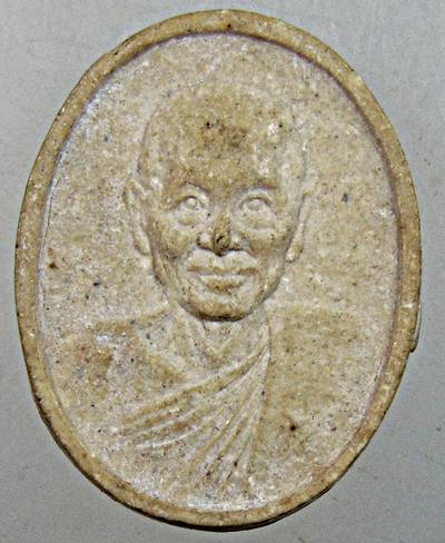 ๒๐ พระผงหลวงปู่กุหลาบ วัดใหญ่สว่างอารมณ์ นนทบุรี