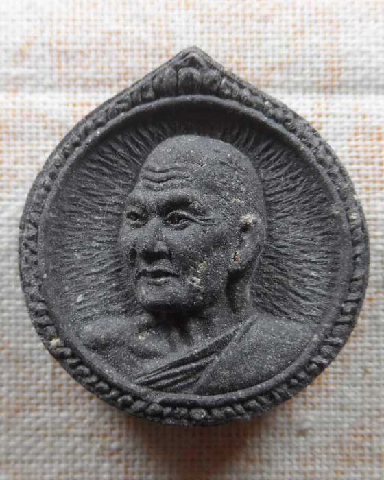 พระผงมหาเศรษฐี หลวงพ่อเปิ่น วัดบางพระ จ.นครปฐม ปี๒๕๓๔