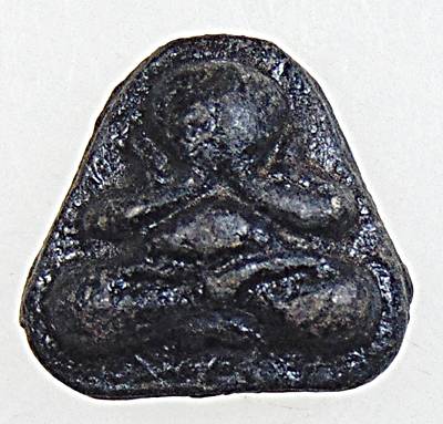 พระปิดตาสาริกาคลุกรัก