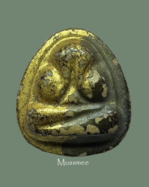 พระปิดตา หลวงพ่อภุชงค์ วัดช่องลม ชลบุรี พ.ศ. ๒๕๐๔