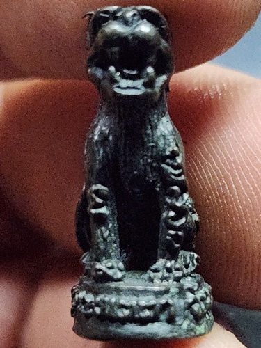 วัดเขาสมอคอน จังหวัดลพบุรี  เสือหล่อโบราณ หลวงพ่อบุญมี  ปี 2540