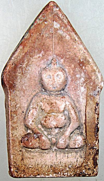 ขุนแผนหลังกุมารหลวงพ่อกวย