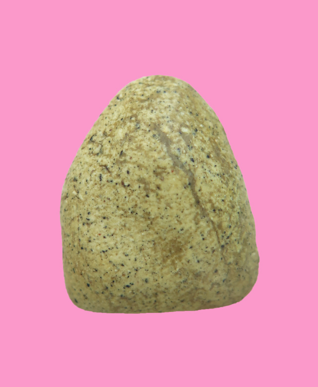 พระปิดตา พิมพ์ปุ้มปุ้ย วัดปราสาท ก้นอุดชันโรง