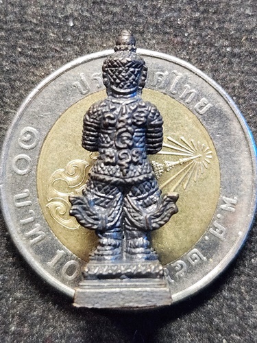 วัดเกริ่นกฐิน จ. ลพบุรี  รูปหล่อท้าวเวสสุวรรณ  หลวงพ่อเพี้ยน กฐินปี 57