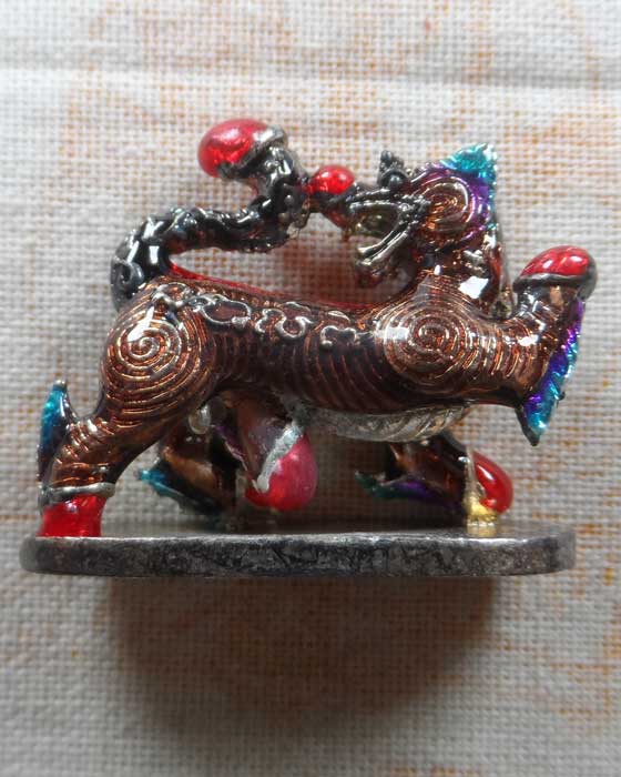 ขุนเพชรพญาธร รุ่นเททอง หลวงปู่แย้ม วัดสามง่าม จ.นครปฐม ปี๒๕๕๖