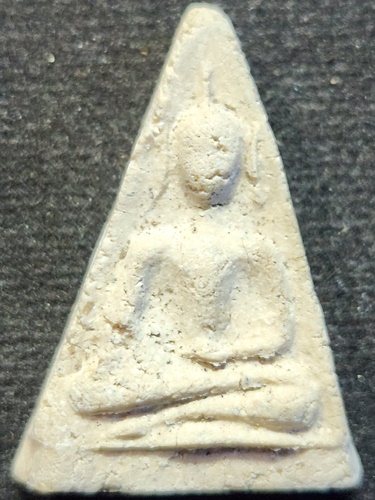 วัดนครชื่นชุ่ม นครปฐม พระผงพิมพ์นางพญา ๒๕๐๙ ผสมผงเก่ากรุบางขุนพรหม