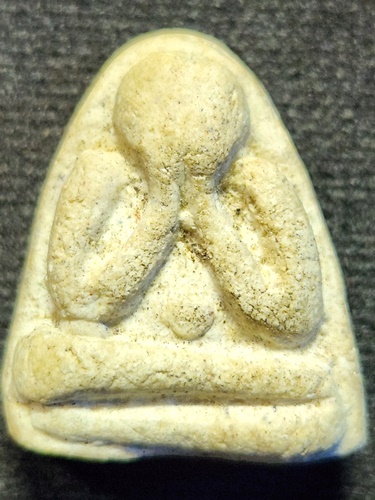 วัดสะพานสูง กรุงเทพฯ พระปิดตา อาจารย์เชื้อ ปี 2505 ผสมผงเก่าบางขุนพรหม