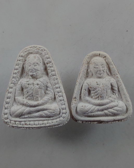 " พระชุดเนื้อผง หลวงพ่อเงิน วัดบางคลาน ญสส. สมเด็จพระญาณสังวรฯ วัดบวรนิเวศ รุ่นแรก ปั๊มหมึก กล่องเดิ