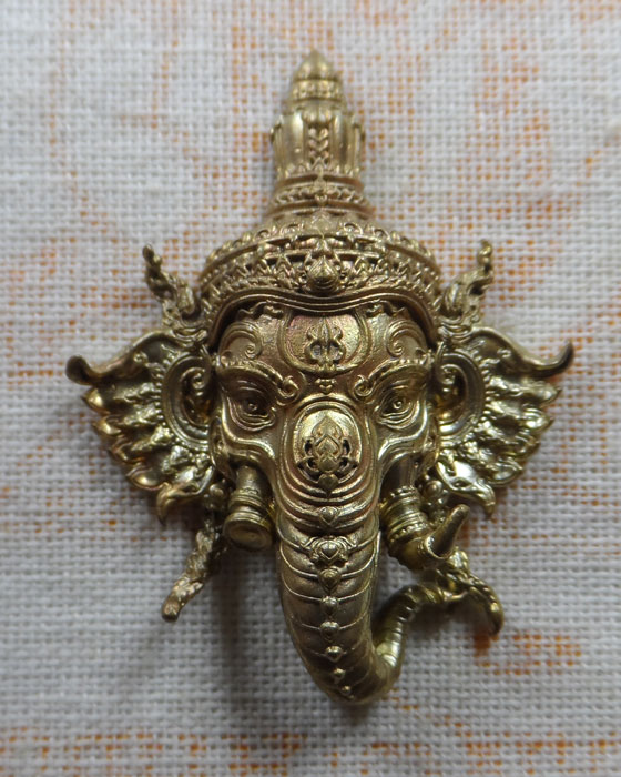 เหรียญหล่อเศียรพระพิฆเนศวร์ หลังยันต์ครู รุ่น เศรษฐีปาฏิหาริย์ วัดสุวรรณเจดีย์ จ.อยุธยา