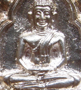 เหรียญหล่อเจ้าสัว เนื้อเงิน หลวงพ่อพูล วัดไผ่ล้อม จ.นครปฐม ปี2538 มีโค้ด พร้อมกล่องเดิม