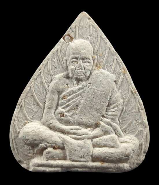 พระเนื้อผงผสมว่าน พ่อท่านคลิ้ง วัดถลุงทอง จ.นครศรีธรรมราช 