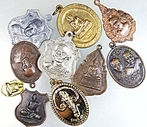 ๒๐ จัดชุดโปรฯ ๑๐ เหรียญครับ