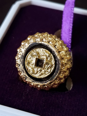 พระธนบดีประทานทรัพย์ รุ่น ธนบดีเศรษฐีตลอดชาติ พระอาจารย์อรรณพ วัดถ้ำเขาน้อย จ.เพชรบุรี