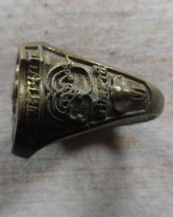 แหวนหลวงปู่ทวด (ไม่ทราบที่)