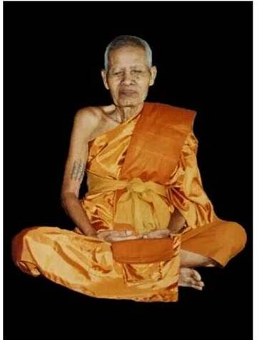 รูปหล่อโบราณ รุ่นแรก หลวงปู่ชื้น วัดญาณเสน จ.อยุธยา ปี2541 เนื้อโลหะผสม มีโค้ด