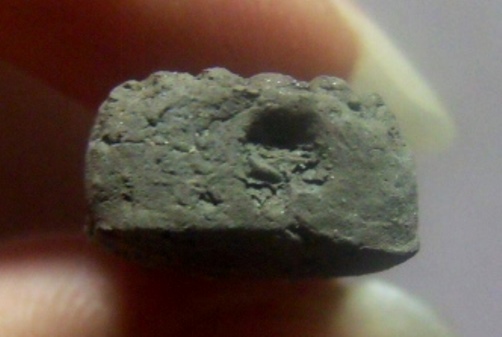 **เบาๆ**หลวงพ่อทวด พิมพ์พระรอด เนื้อว่าน รุ่นบารมีมหาราช สร้างองค์สมเด็จพระเจ้าตากสินฯ ปี ๒๕๔๕**สวย